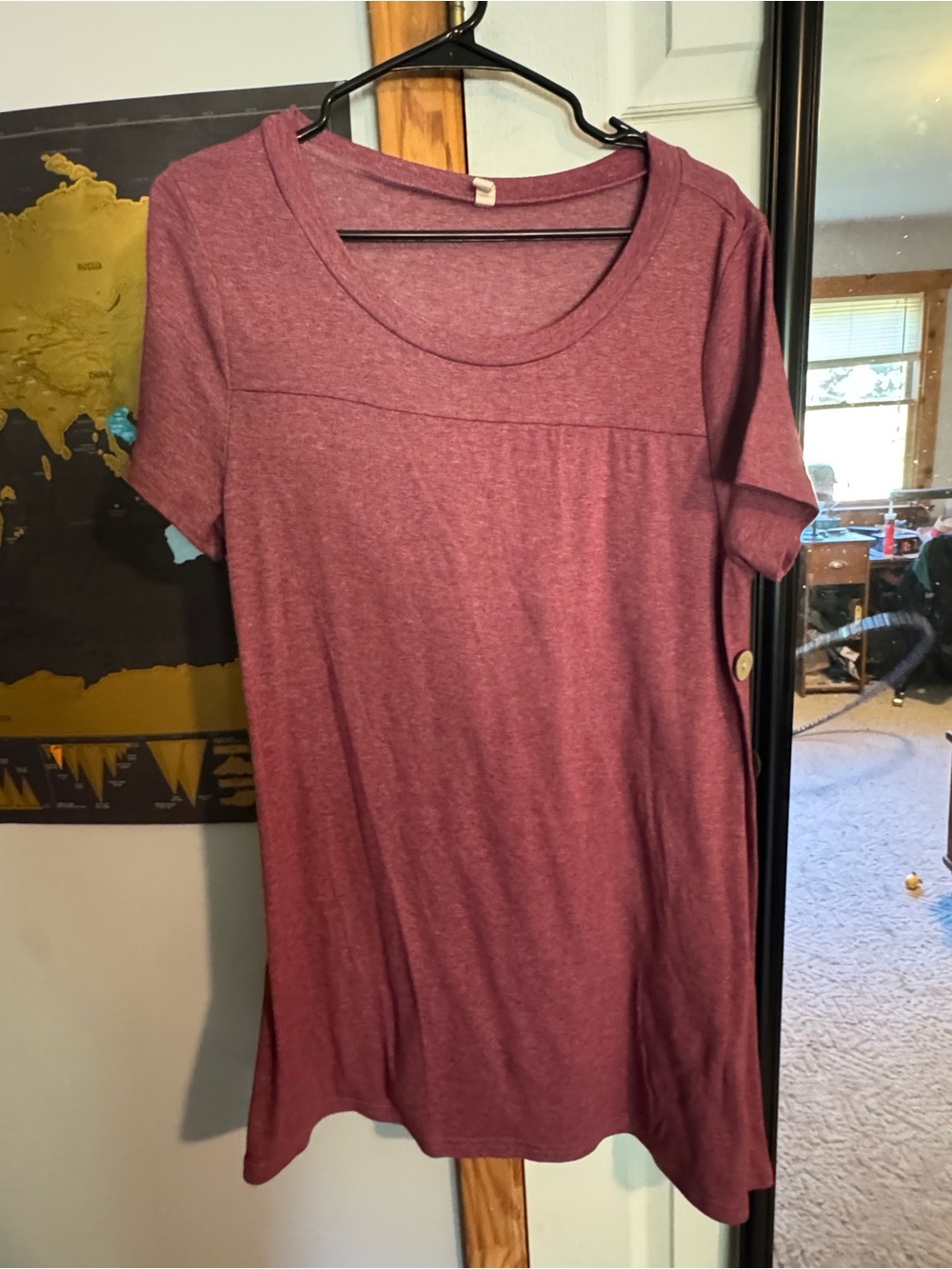 Women's Short Sleeve Scoop Neck Top - Maroon